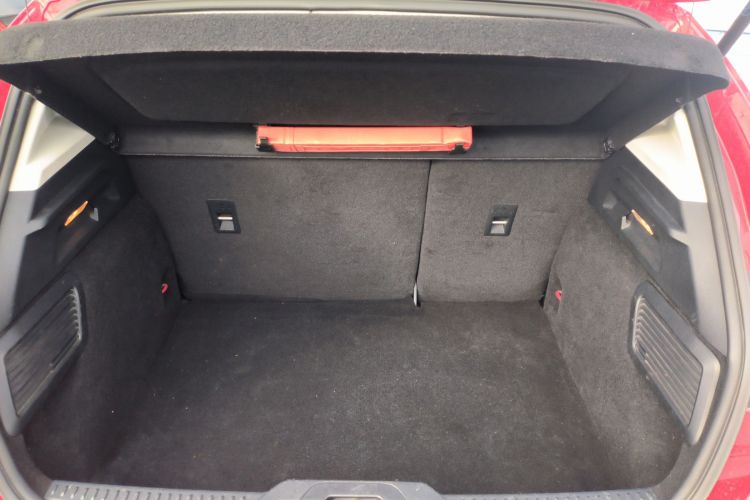 福特 福克斯 2020款 两厢 EcoBoost 180 自动锋潮型机舱底盘23