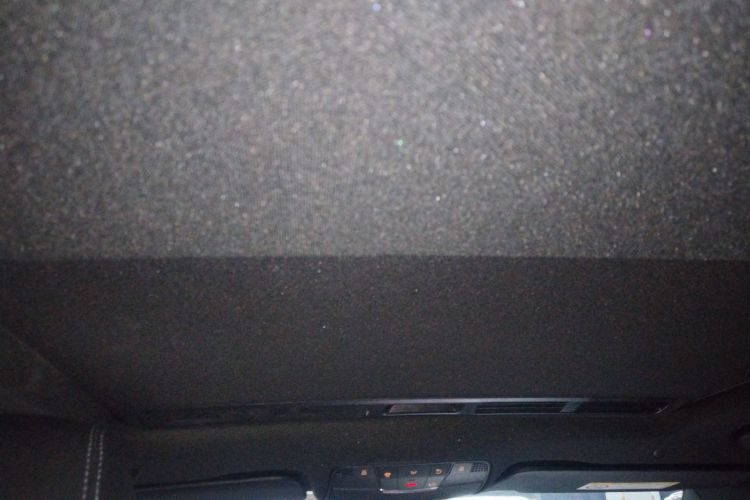 奔驰C级 2019款 C 260 运动版局部细节22