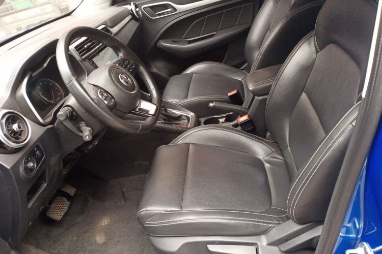 名爵ZS 2017款 1.5L 自动豪华版中控内饰19