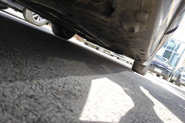 雷诺 风朗 2013款 2.0L 时尚版局部细节9002