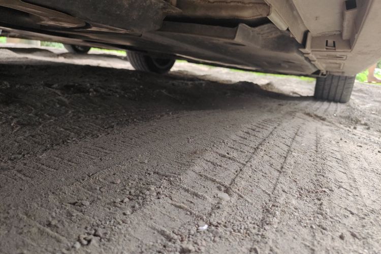 丰田 雷凌 2021款 双擎 1.8H E-CVT运动版局部细节9002