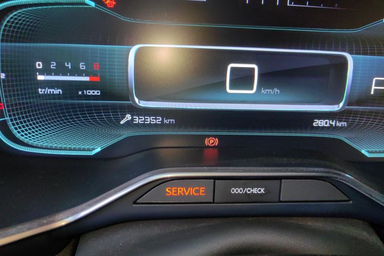 雪铁龙 天逸 C5 AIRCROSS 2020款 400THP 尊享型中控内饰15