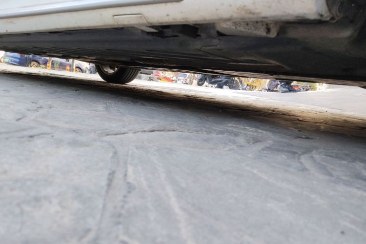 奔驰C级 2020款 C 200 L 时尚型运动版局部细节9001