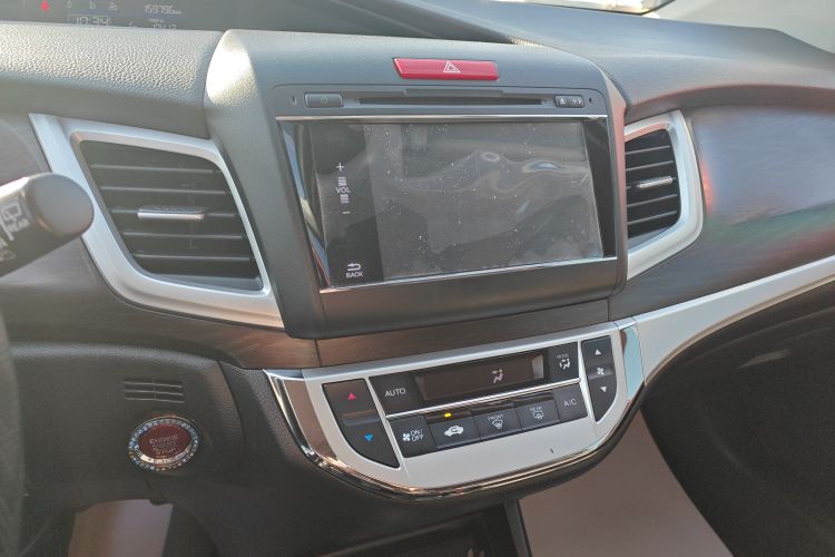 本田 杰德 2014款 1.8L 自动舒适精英版 5座中控内饰16