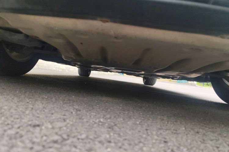 宝马3系 2015款 320i 超悦版时尚型局部细节9008