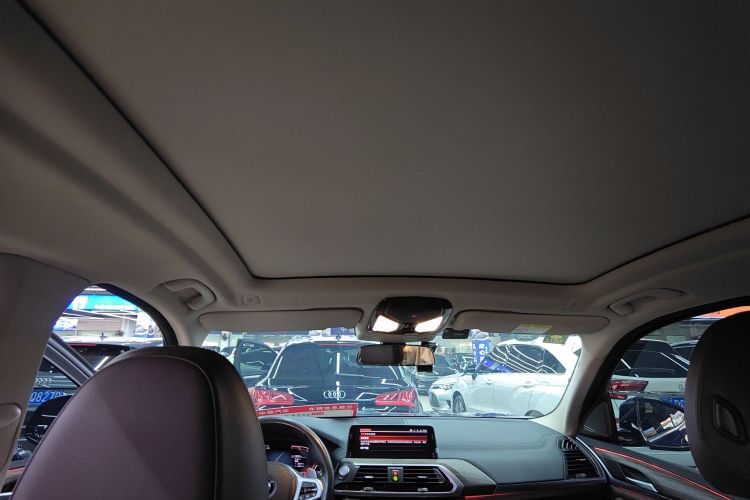 宝马X3 2020款  xDrive28i M运动套装中控内饰22