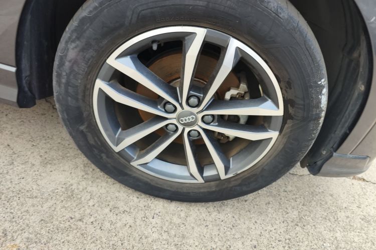 奥迪Q3 2020款 35 TFSI 进取动感型车身外观6007