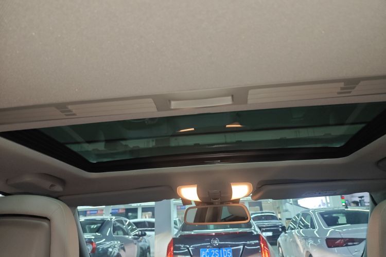 奔驰C级 2013款 C 260 时尚型 Grand Edition局部细节22