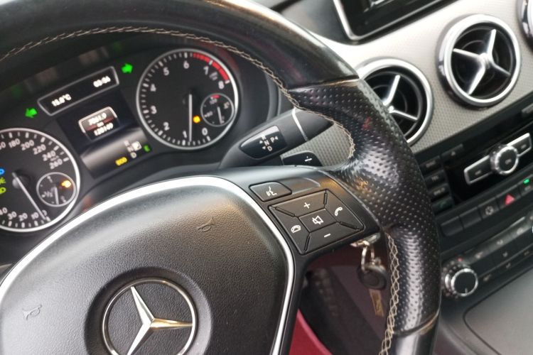 奔驰B级 2012款 B 200局部细节18