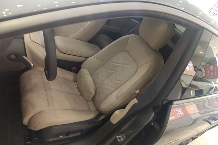 蔚来ET7 2024款 100kWh 行政签名版中控内饰19