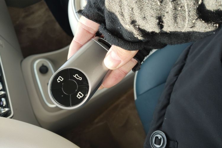 欧拉好猫 2023款 401km标准续航 豪华型 磷酸铁锂中控内饰11