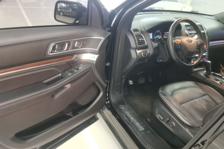 福特 探险者(进口) 2017款 2.3T 精英版中控内饰7003