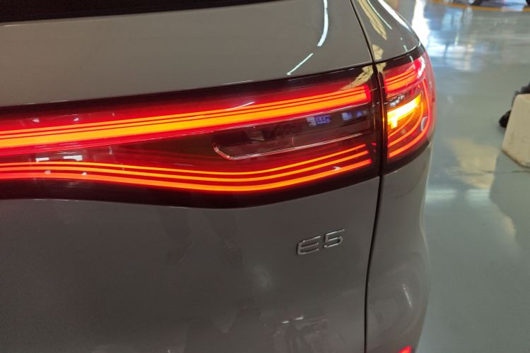 吉利银河 银河E5 2024款 530km 星舰版车身外观6006