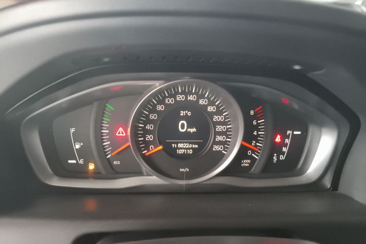 沃尔沃XC60 2016款 T5 智行版中控内饰14