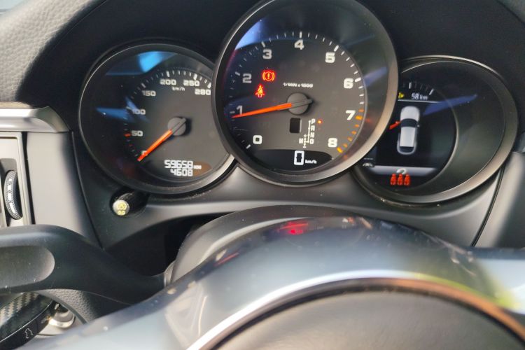 保时捷 2018款 Macan 2.0T中控内饰15