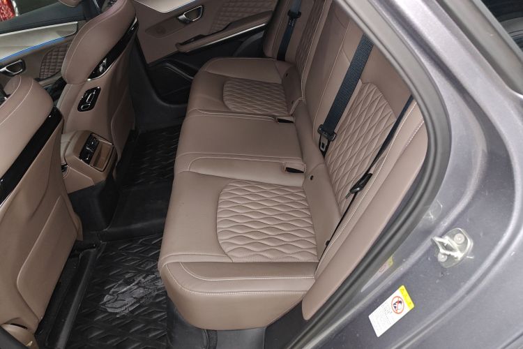 比亚迪 汉 2023款 EV 冠军版 506KM前驱尊贵型中控内饰21