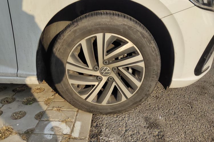 大众 朗逸 2024款 300TSI DSG星空领先版车身外观10