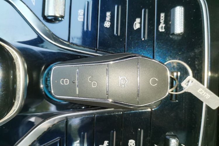 比亚迪 秦PLUS 2021款 DM-i 120KM 旗舰型中控内饰7001