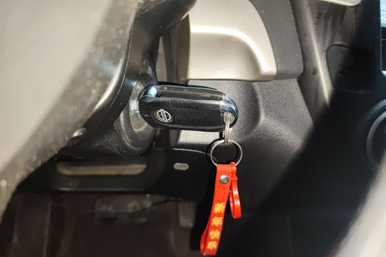 日产 轩逸 2019款 经典 1.6XE+ CVT智联领先版中控内饰11