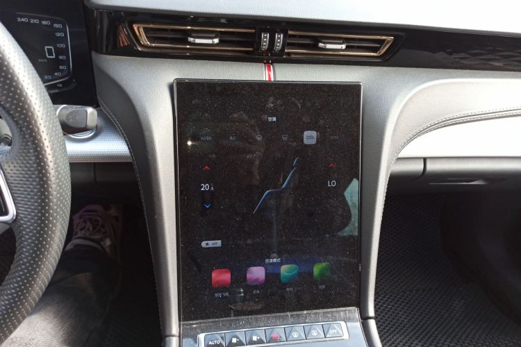 红旗H5 2023款 1.5T DCT智联旗韵版中控内饰16