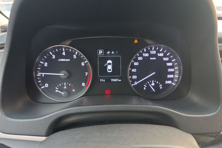 现代 领动 2016款 1.6L 自动智炫·精英型局部细节14