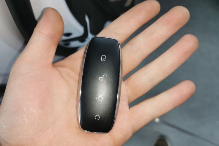 腾势N7 2023款 超长续航版中控内饰7001