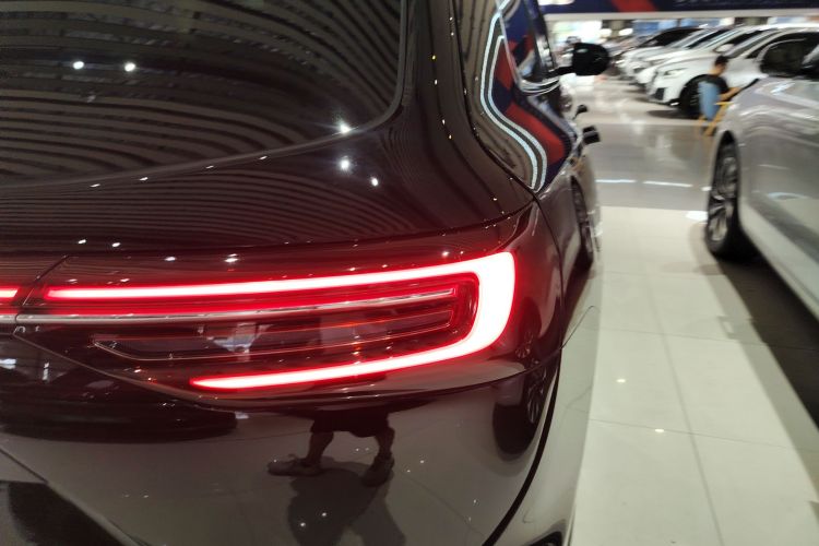 鸿蒙智行 问界M7 2024款 1.5T 后驱Plus版 5座车身外观6007