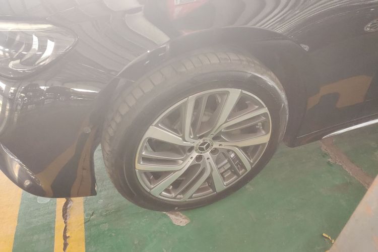 奔驰E级 2024款 改款 E 300 L 时尚型车身外观6007