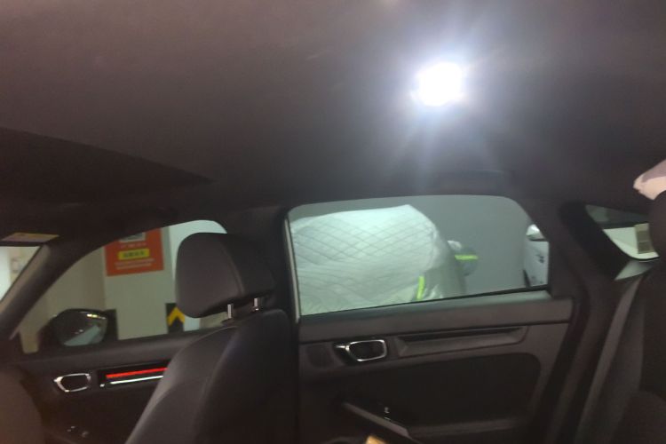 本田 思域 2022款 240TURBO CVT燃动版中控内饰22