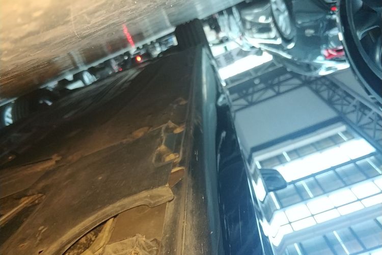 宝马5系 2021款 改款 525Li M运动套装局部细节9002