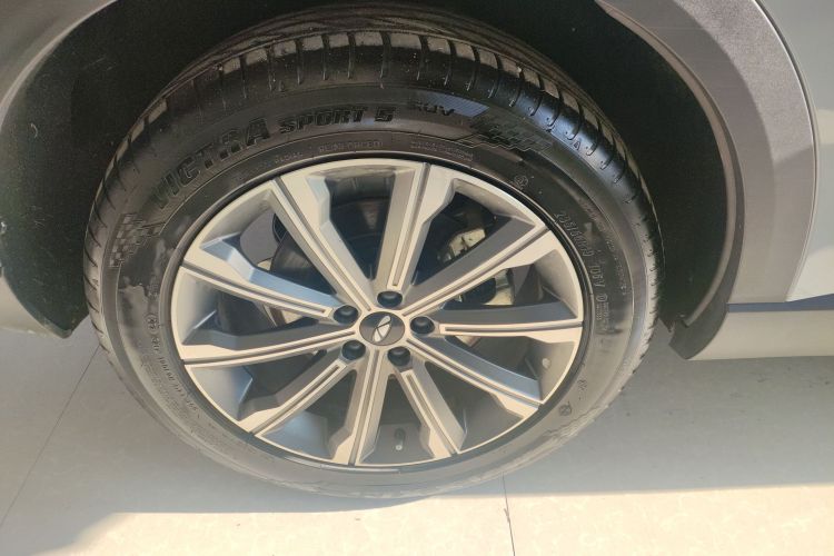 奇瑞 风云T9 2025款 120 长续航版尊荣型 7座 三元锂车身外观6008