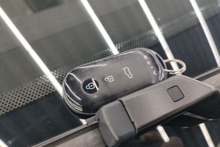 鸿蒙智行 问界M7 2024款 1.5T 智驾四驱Max版 5座中控内饰7001