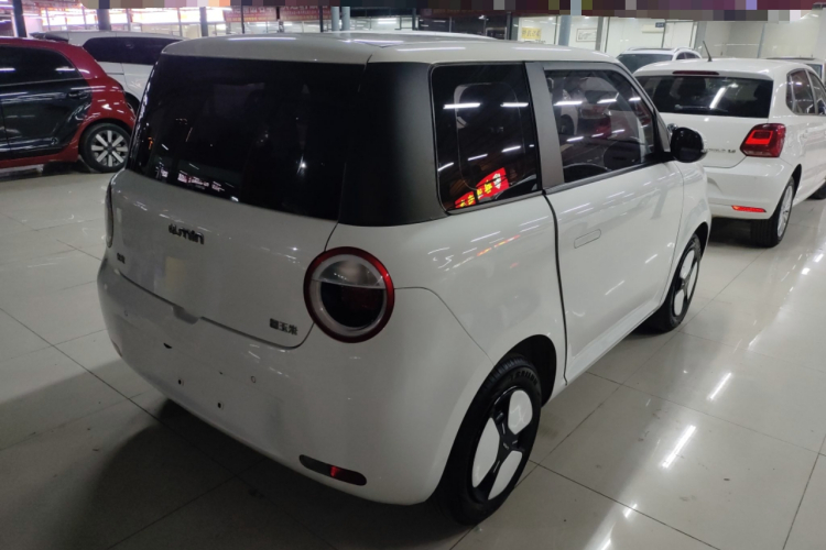 长安启源 长安Lumin 2022款 155km 清甜款车身外观7