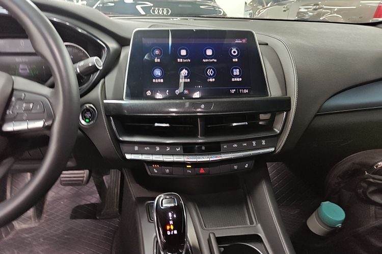 凯迪拉克CT5 2022款 28T 豪华型（标准版）中控内饰16