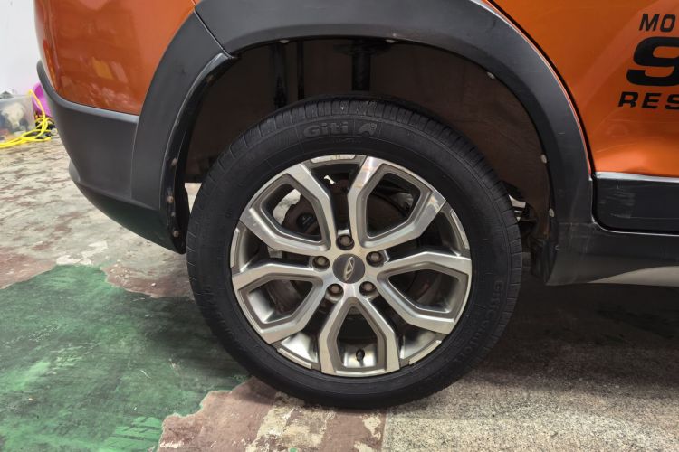 奇瑞 瑞虎3X 2017款 1.5L 手动时尚版车身外观6008