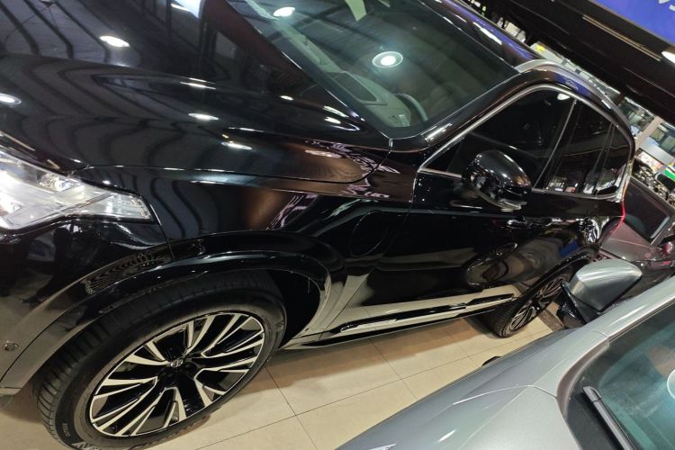 沃尔沃XC90新能源 2023款 T8 RECHARGE 智尊豪华版 7座车身外观6003