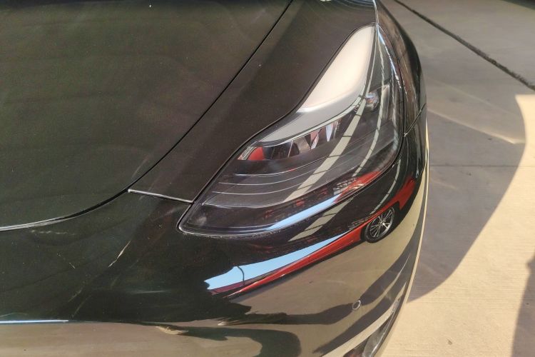 特斯拉 Model Y 2022款 改款 长续航全轮驱动版局部细节36