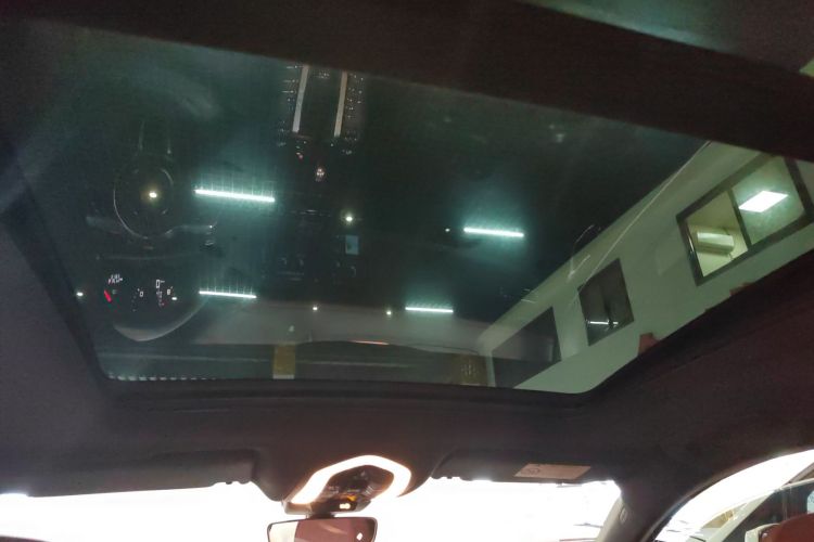 保时捷 2018款 Macan 2.0T中控内饰22