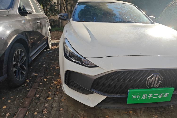 名爵 MG5 2023款 180DVVT 手动风尚版车身外观8