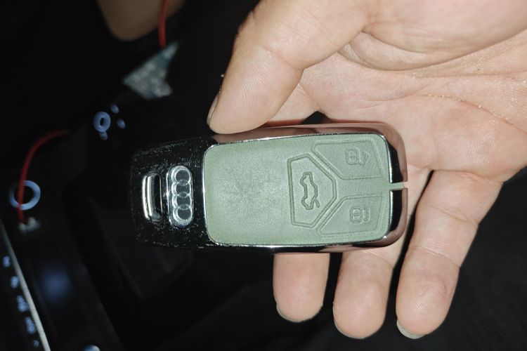 奥迪Q5L 2022款 45T 豪华动感型中控内饰7001