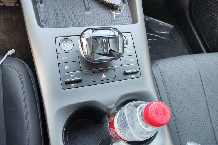 比亚迪 秦PLUS 2025款 DM-i 智驾版 55KM领先型中控内饰18