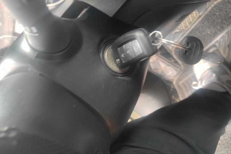 日产 轩逸 2019款 经典 1.6XL CVT豪华版中控内饰7001