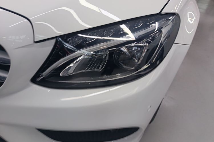 奔驰C级 2018款 C 200 L 运动版局部细节36