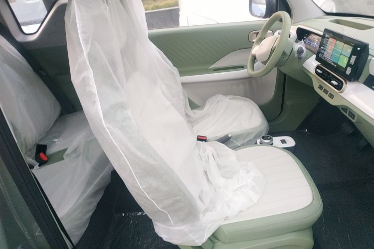 吉利银河 2025款 210km 熊猫骑士局部细节41