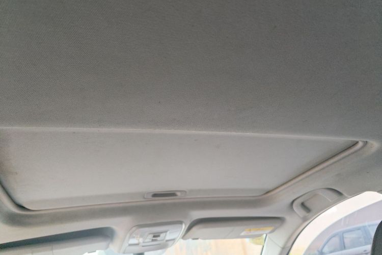 猎豹汽车 猎豹CS10 2015款 2.0T 手动至尊型中控内饰22