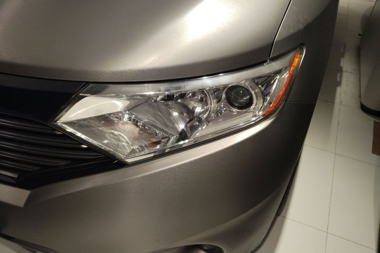 日产 贵士 2013款 3.5L SL局部细节36