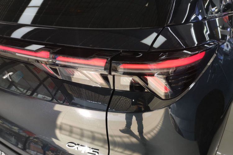 ARCFOX极狐 极狐 阿尔法T5(ARCFOX αT5) 2025款 520 PRO车身外观6006