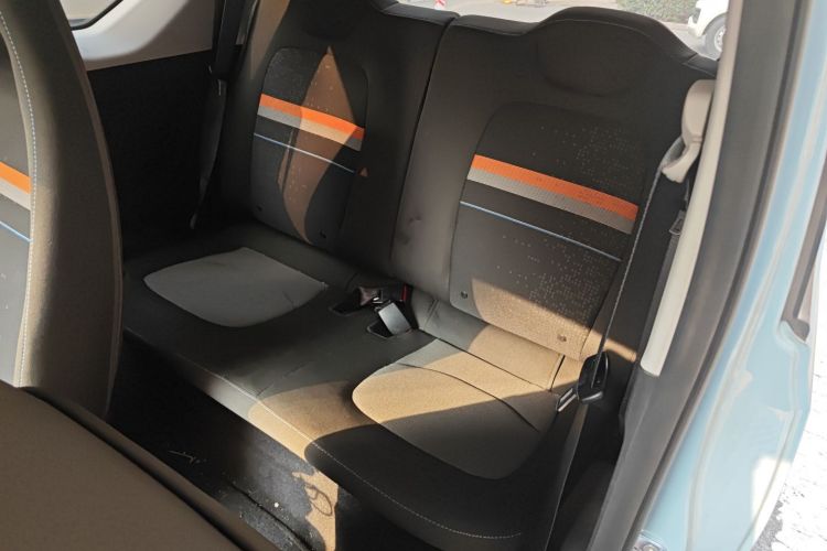 五菱汽车 宏光MINIEV 2020款 自在款 磷酸铁锂中控内饰7004