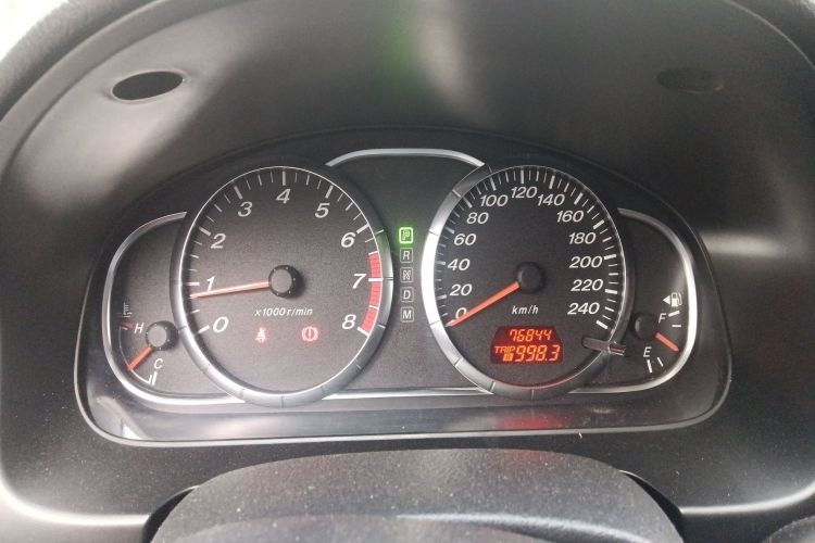 马自达6 2013款 2.0L 自动时尚型中控内饰14