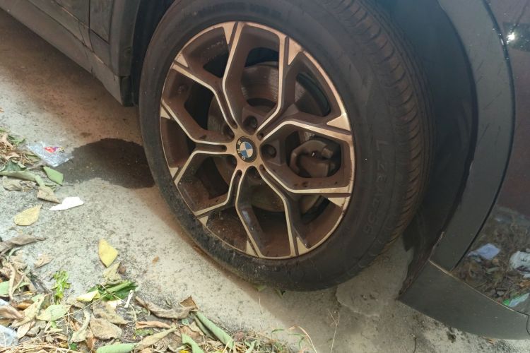 宝马X1 2020款 sDrive25Li 领先型车身外观6007